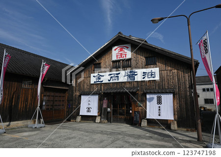 Kagawa Shodoshima Shonosato: A street lined with soy sauce breweries 123747198