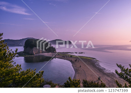 小豆島天使之路日落 123747399