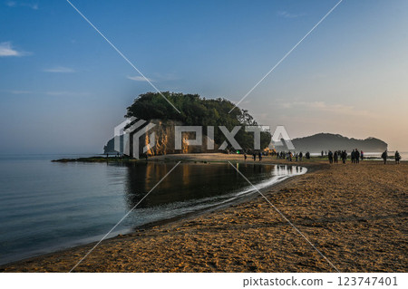 Shodoshima Angel Road Sunset Shodoshima Angel Road Sunset 123747401