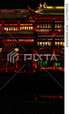 If you're visiting Shanghai, we recommend this place! Yuyuan Garden 123748528