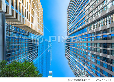 Beautiful Otemachi skyscrapers and blue sky Beautiful Otemachi skyscrapers and blue sky 123748745