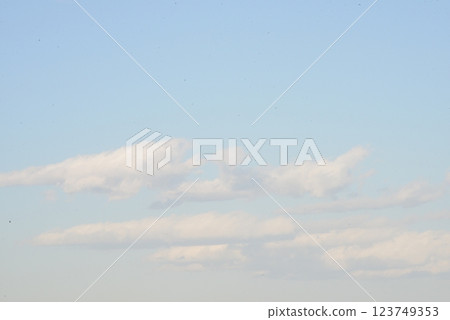 天空和雲彩 天空和雲彩 123749353