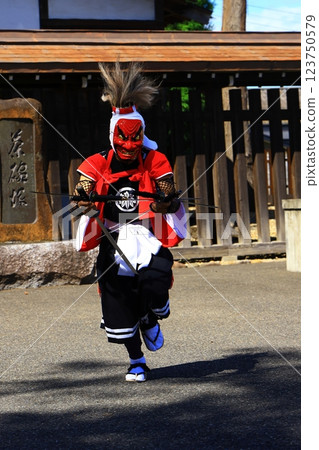 Iwate Prefecture Folk Performing Arts Performance: Onikenmai 123750579