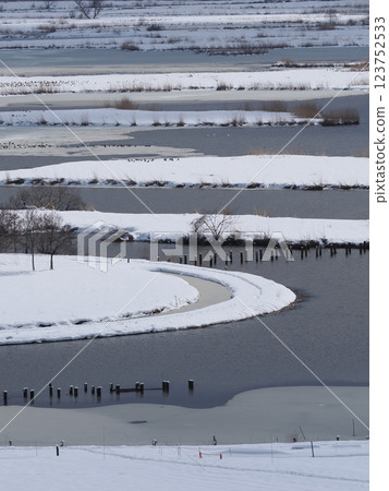 Scenery of Fukushima Lagoon in winter 123752533