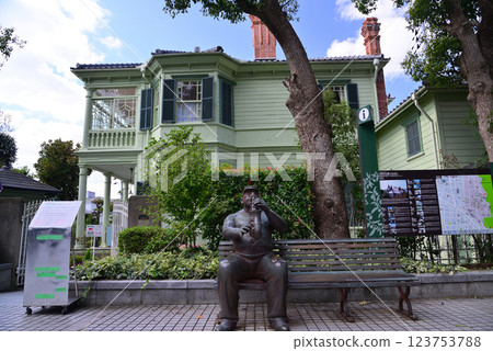 Kitanocho Ijinkan District - a place filled with exotic charm Kitanocho Ijinkan District - a place filled with exotic charm 123753788