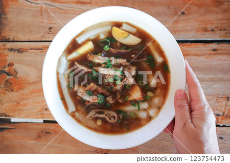 noodles , Chinese noodle or pork noodle or Thai noodles noodles , Chinese noodle or pork noodle or Thai noodles 123754473