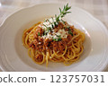 Spaghetti Bolognese with rosemary, parsley and cheese 123757031