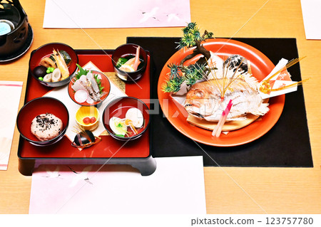 First meal, 100th day celebration, celebratory meal, traditional event, image material First meal, 100th day celebration, celebratory meal, traditional event, image material 123757780
