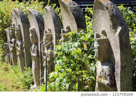 Stone Buddha, Hanwakuji Temple [Nara City, Nara Prefecture] 123759169