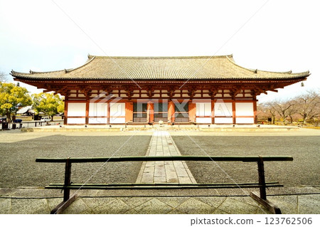Kyoto Prefecture, Toji Temple Lecture Hall (Important Cultural Property), Kujo-cho, Minami-ku, Kyoto City, February 2022 123762506