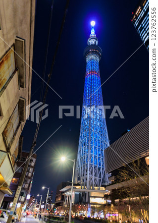 [Tokyo] Tokyo Skytree Illumination (vertical photo) 123762556