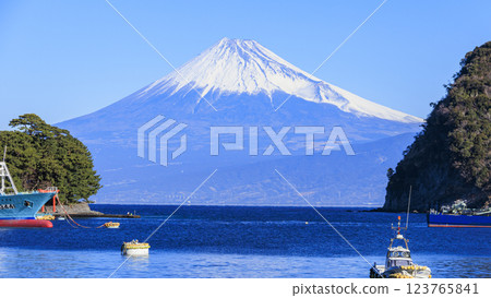 Mt. Fuji seen from Toda 123765841