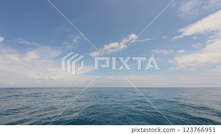 blue sea blue sky horizon 123766951