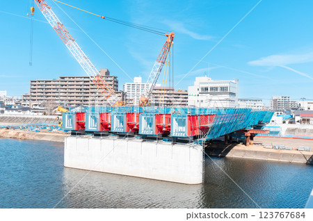Bridge construction work 123767684