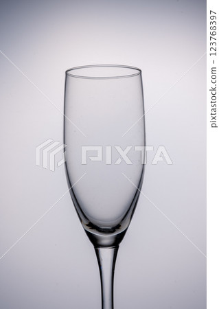 空酒杯 空酒杯 123768397