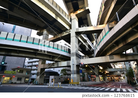 Expressways, junctions 123768615