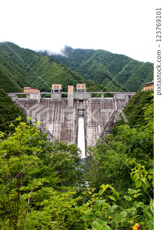 從國道139號望去的深代水壩 從國道139號望去的深代水壩 123769101