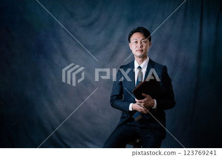 Businessman         123769241
