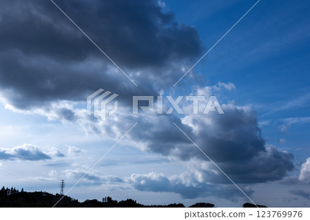 Cloudy sky　 123769976