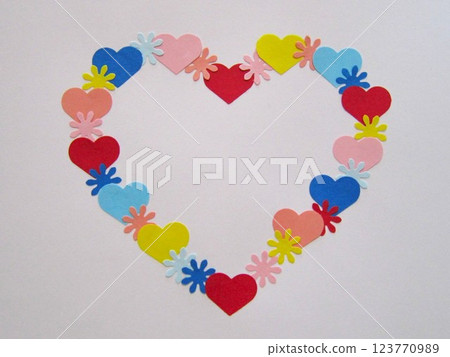 Craft cut heart 123770989