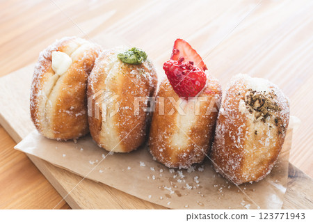 Donuts, raw donuts, sweets stock photos 123771943