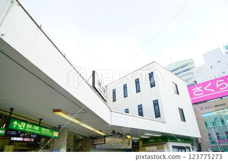 JR Ochanomizu Station in Chiyoda Ward 123775273