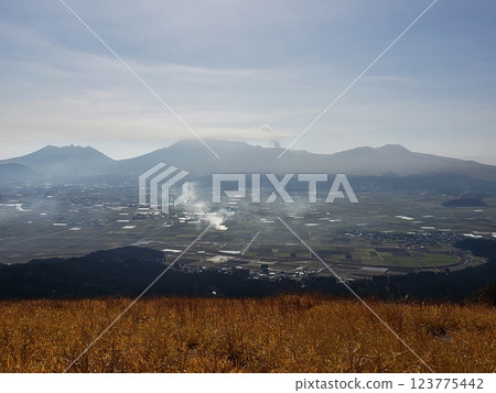 Aso Five Mountains from Daikanbo Peak, Mt. Nakadake emitting smoke 123775442