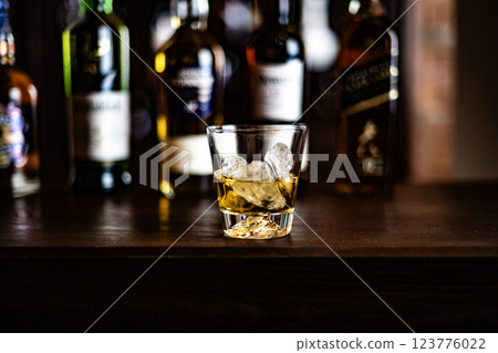 威士忌形象酒吧蘇格蘭威士忌單一麥芽混合陳年酒精西式酒 123776022