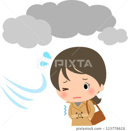 一名身穿風衣的女子在陰雲密佈的天空下寒冷地行走 一名身穿風衣的女子在陰雲密佈的天空下寒冷地行走 123776628