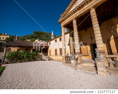 Villa Priuli Lazzarini Historic Italian Architecture  123777117