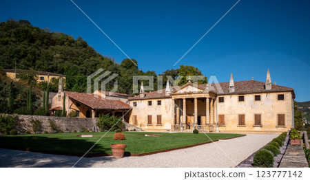 Villa Priuli Lazzarini Historic Italian Architecture  123777142