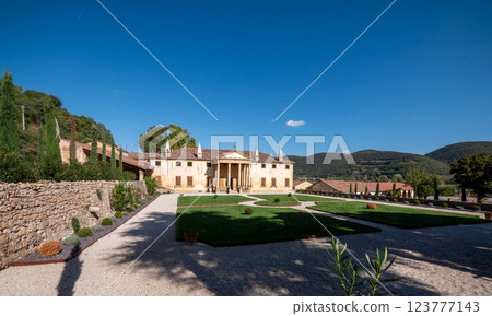 Villa Priuli Lazzarini Historic Italian Architecture Villa Priuli Lazzarini Historic Italian Architecture 123777143