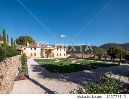 Villa Priuli Lazzarini Historic Italian Architecture Villa Priuli Lazzarini Historic Italian Architecture 123777145