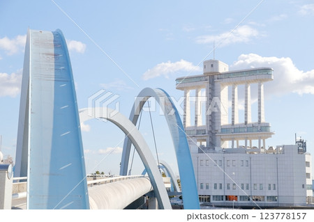 Port Building Port Bridge Nagoya City, Aichi Prefecture 123778157
