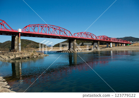 四萬十川紅色鐵路橋 123779122