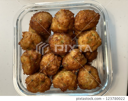 "Korean Fish Cake: A Timeless Street Food Classic" 123780022