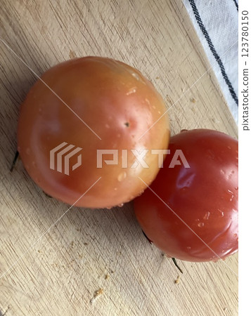 "Fresh Tomatoes: A Juicy and Versatile Ingredient" "Fresh Tomatoes: A Juicy and Versatile Ingredient" 123780150