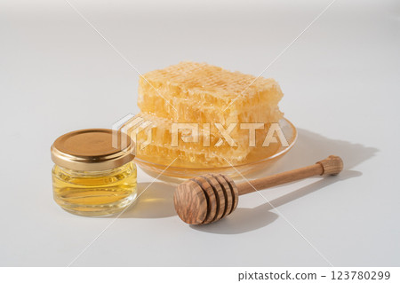 美麗的蜂蜜和蜂巢蜂蜜 123780299