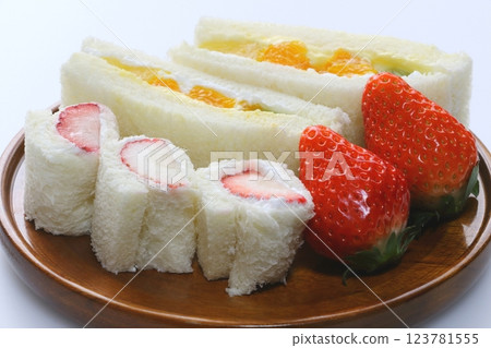 水果三明治 123781555