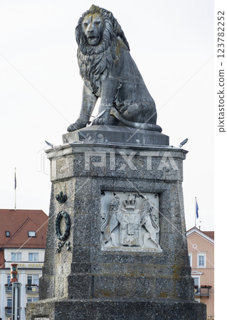 Port of Lindau on Lake Constance, Bavaria, Germany Port of Lindau on Lake Constance, Bavaria, Germany 123782252