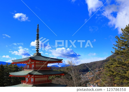 Yamanashi Prefecture Arakurayama Sengen Park Chureito Pagoda Winter 2024 Yamanashi Prefecture Arakurayama Sengen Park Chureito Pagoda Winter 2024 123786358