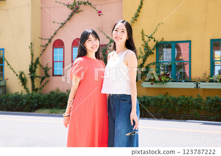 Women's journey 123787222