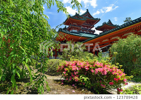 Heian Jingu Shrine Garden Byakkoro 123789428