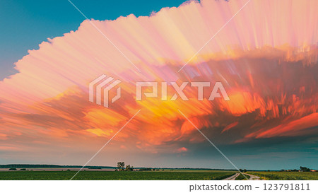 Of Moving Clouds Trails Sky. Amazing Effects Of Smeare 123791811