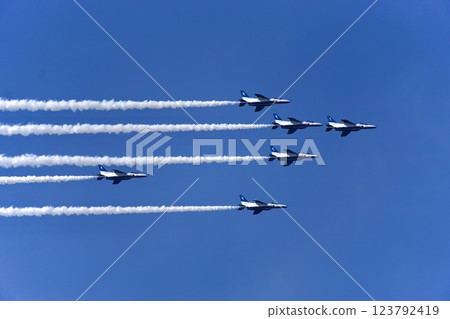 藍色衝擊波、大十字 123792419