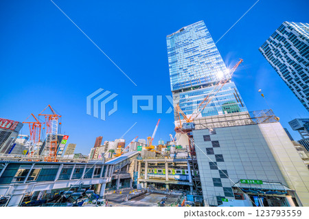 日本東京城市景觀：神秘的斷柱！ 。六隻鶴的華麗表演…告別澀谷站西口…=10日 123793559