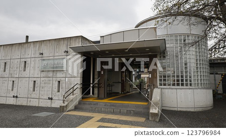 JR五日市線武藏益子站大樓 123796984