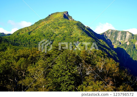 Kurodake Peak, Daisetsuzan Mountain Range, Hokkaido 123798572