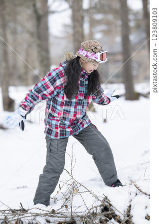 滑雪坡和女孩 滑雪坡和女孩 123809103
