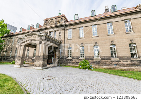 北海道札幌市,札幌市立博物館(原札幌上訴法院)陽光明媚的日子 北海道札幌市,札幌市立博物館(原札幌上訴法院)陽光明媚的日子 123809665